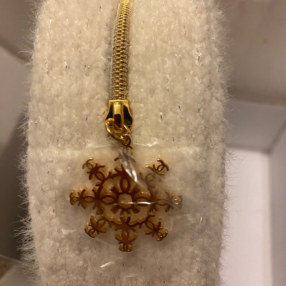 Chanel holiday set - Picture 1 of 7